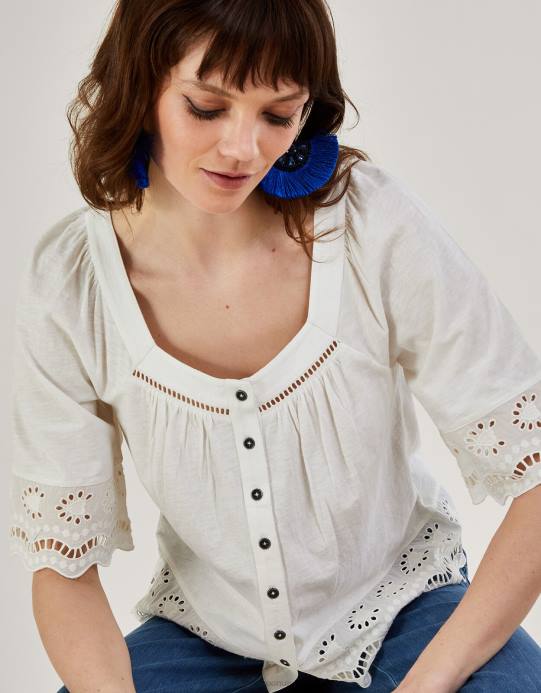 Monsoon نحيف زخرفة مطرزة بأزرار من الأعلى D68H215 ملابس عاج