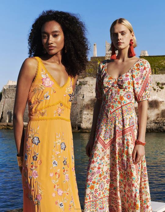 Monsoon نحيف فستان جولييتا ماكسي مزين بالزهور من الفيسكوز المستدام D68H271 ملابس عاج