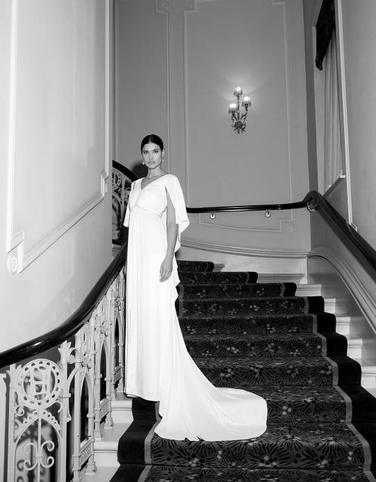 Monsoon نحيف صوفي فستان الزفاف ماكسي الساتان D68H399 ملابس عاج