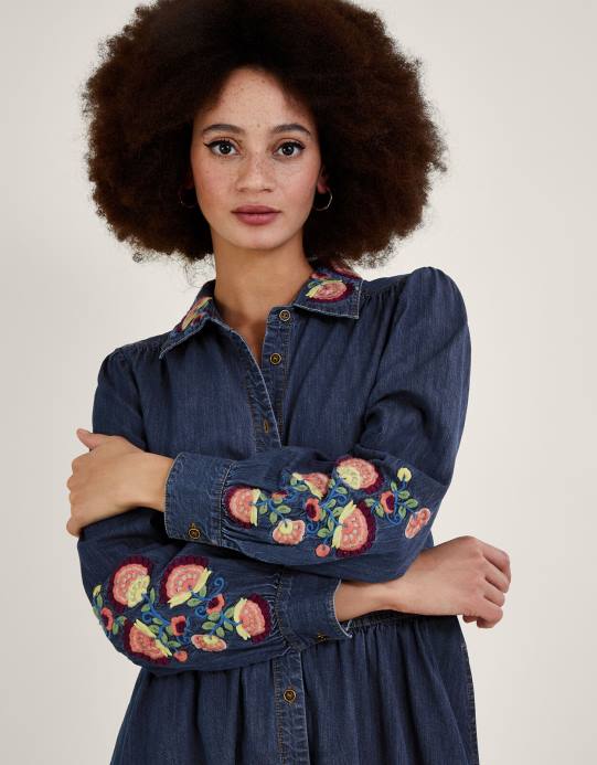 Monsoon نحيف فستان قميص ميدي مطرز من الدنيم D68H475 ملابس الأزرق (الدنيم الأزرق)