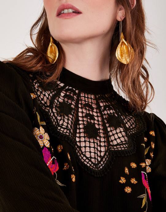 Monsoon نحيف قطع علوية مطرزة بالزهور D68H514 ملابس أسود