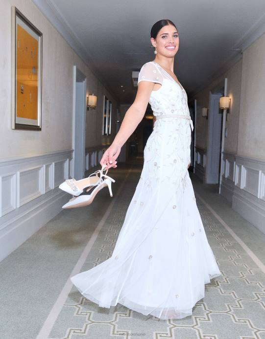 Monsoon نحيف فستان ميشيل ماكسي مطرز D68H620 ملابس عاج