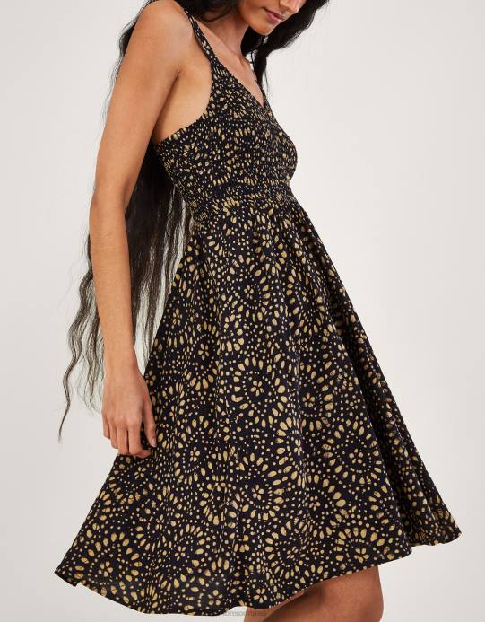 Monsoon نحيف فستان الشمس بطول الركبة بطباعة الباتيك في لينزينغ إيكوفيرو D68H650 ملابس أسود