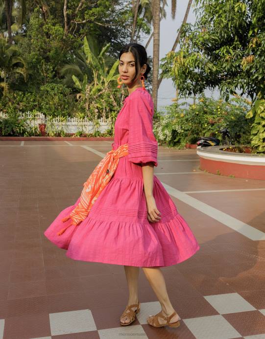 Monsoon نحيف فستان سموك ذو طبقات D68H829 ملابس لون القرنفل