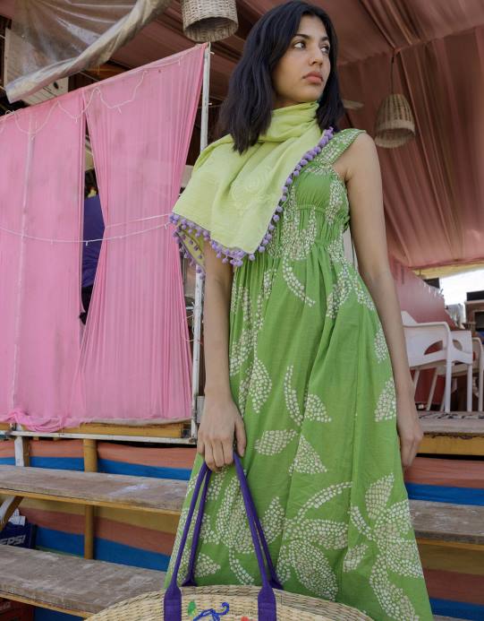 Monsoon نحيف فستان شمسي متوسط ​​الطول بطبعة نخيل، مصنوع من القطن المستدام D68H941 ملابس أخضر