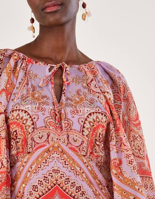 Monsoon نحيف فستان Laetita طويل بطبقات ومطبوع من البوليستر المعاد تدويره D68H905 ملابس الأرجواني (أرجواني)