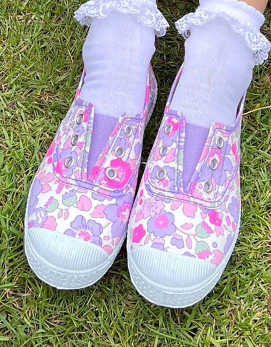 Monsoon أطفال هامبتون قماش البرقوق plimsolls الأرجواني D68H2395 أحذية الأرجواني (أرجواني)